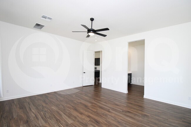 Building Photo - 3893 W Brass Ln