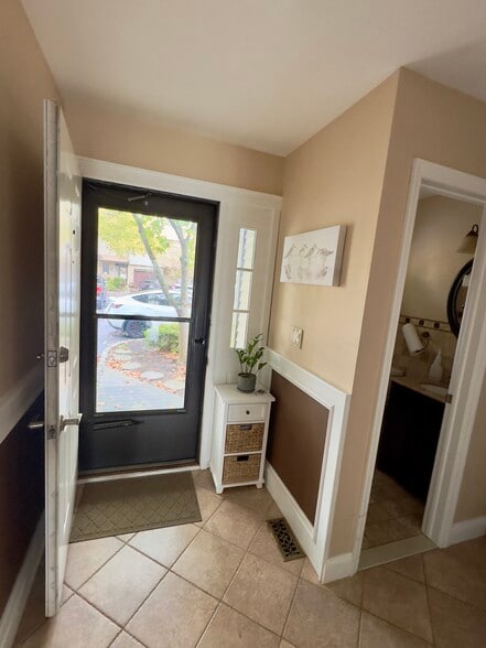 Entryway - 2 Belmont