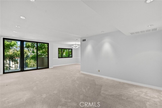 Building Photo - 330 W California Blvd