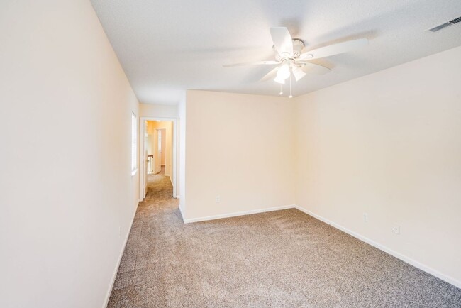 Building Photo - 9024 St Thomas Ln