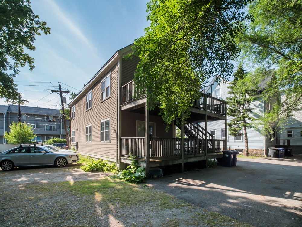 Building Photo - 145 Murdock St