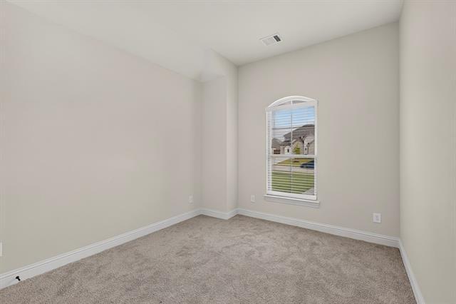 Building Photo - 814 Lakewood Ct