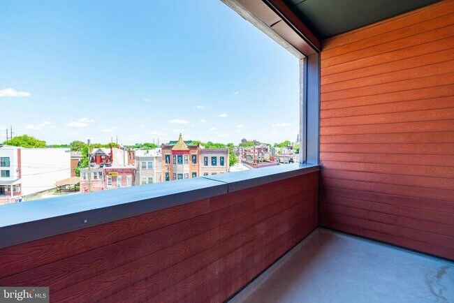 Building Photo - 4408 Lancaster Ave