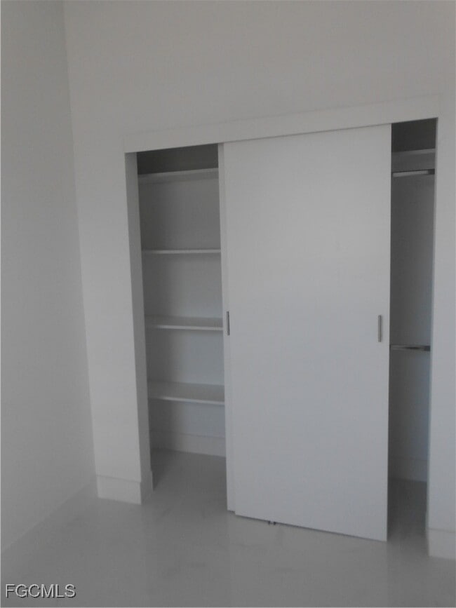 Building Photo - 6033 Kumquat Cir