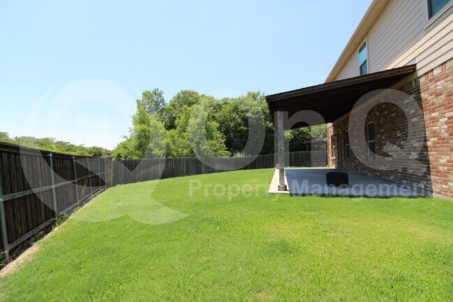 Building Photo - 1115 Quartz Trl