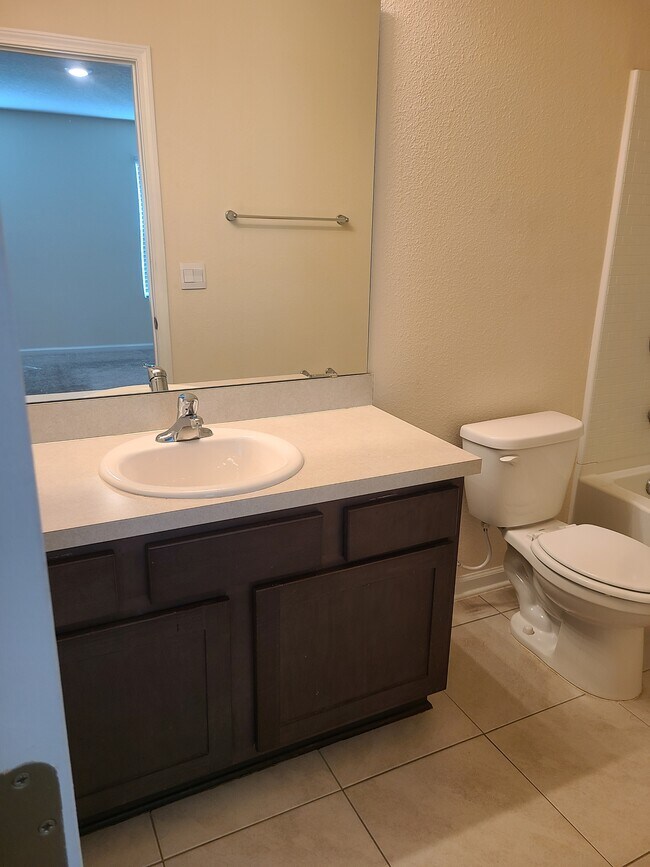 Building Photo - 7737 Legacy Trl