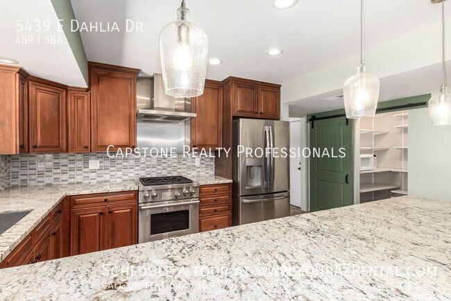 Building Photo - 5439 E Dahlia Dr