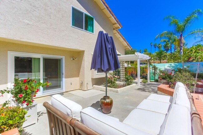 Building Photo - Stunning 4 Bed, 3 Bath Home on Cul-de-Sac in Scripps Ranch - No Pet Allowed