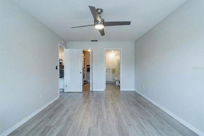 Building Photo - 2724 72nd St W