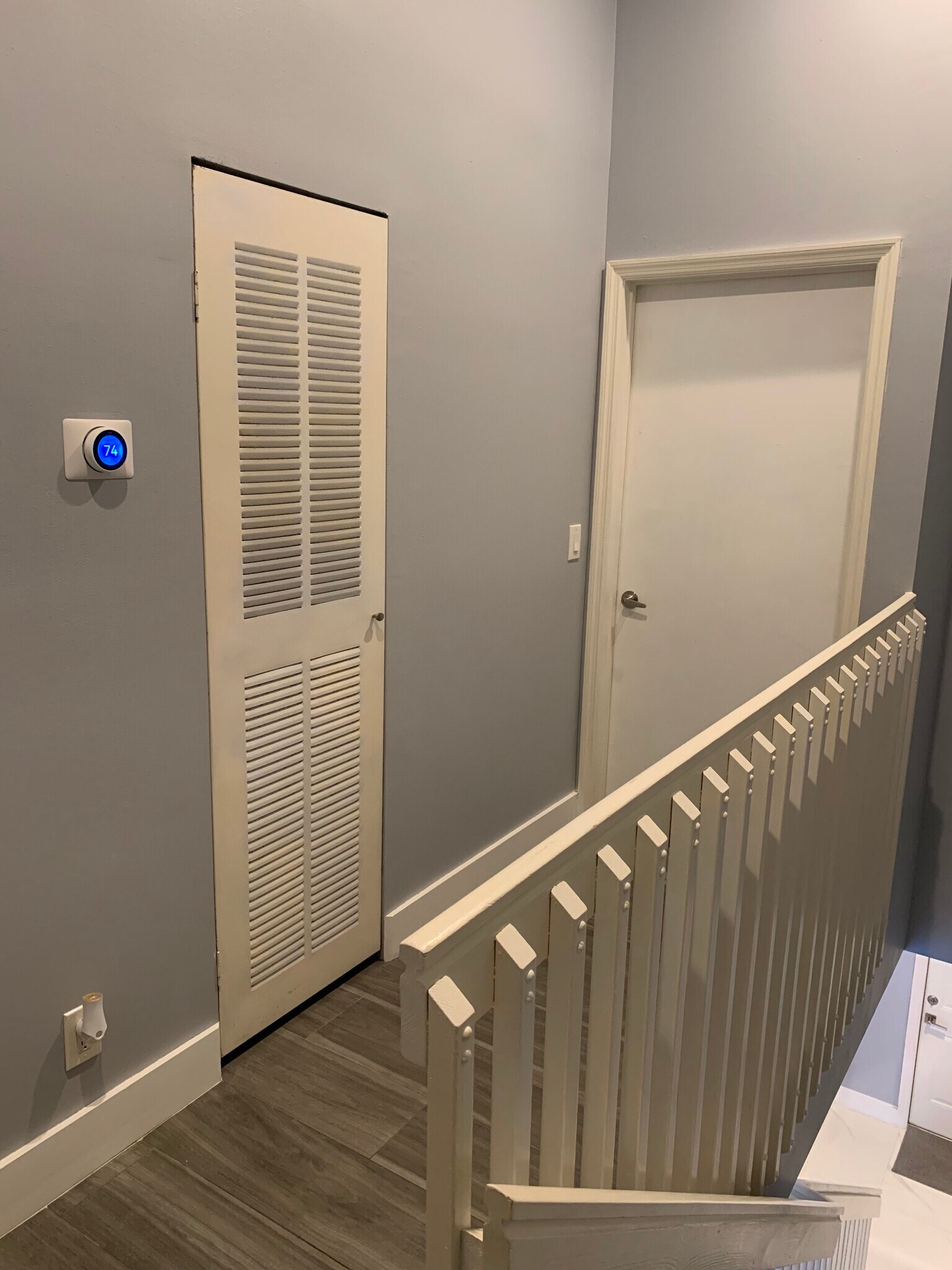 Building Photo - 223 SW 120th Ave