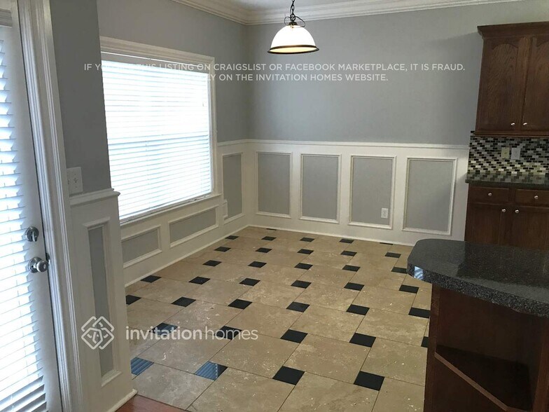Building Photo - 5718 Verrazano Dr
