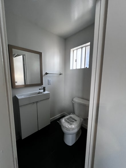 Building Photo - 4024 Emerald St