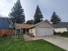 Building Photo - 7474 Griggs Way