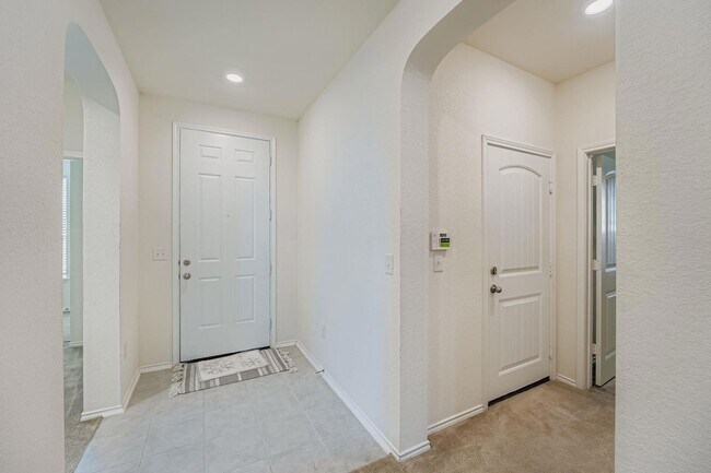 Building Photo - 7904 Nightwing Rd
