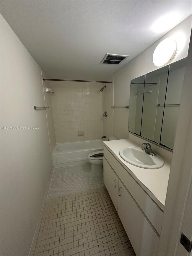 Building Photo - 5779 SW 72nd Ave