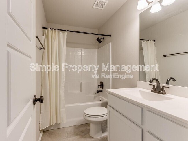 Building Photo - 4700 Crystal Hill Dr