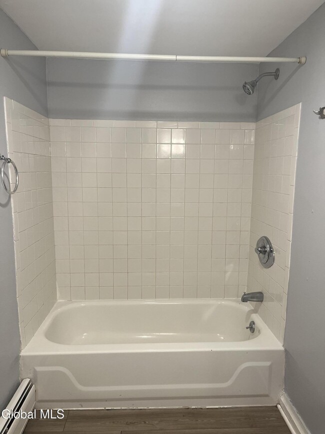 Building Photo - 9 St Joseph's Terrace