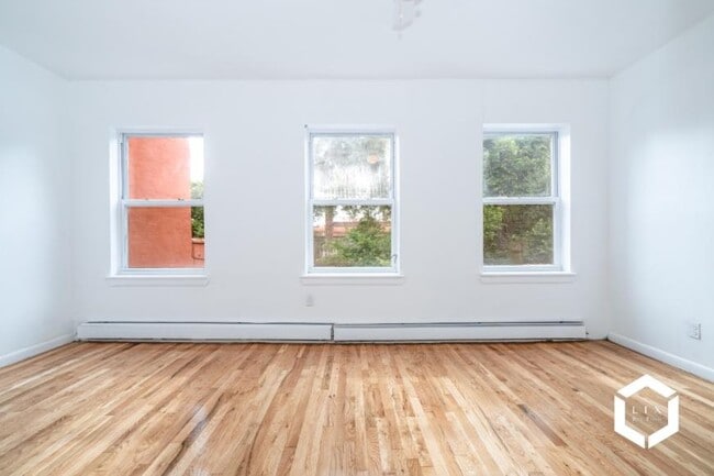 Building Photo - 1 bedroom in BROOKLYN NY 11238