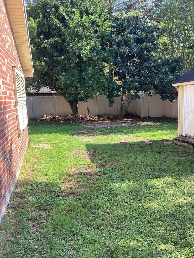 Building Photo - 3 Bedroom 2 bath house in Thibodaux LA