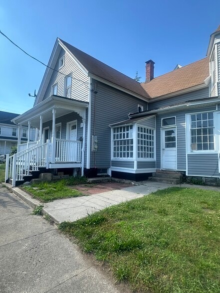 Building Photo - 15 13th St