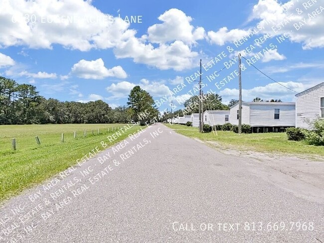 Building Photo - 6330 Eugene Acres Ln