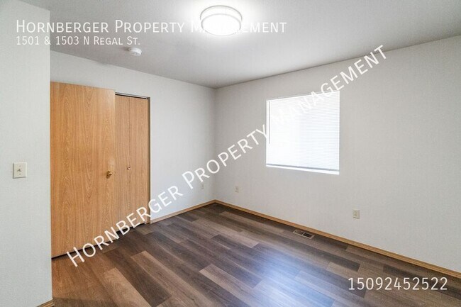 Building Photo - 1501-1503 N Regal St