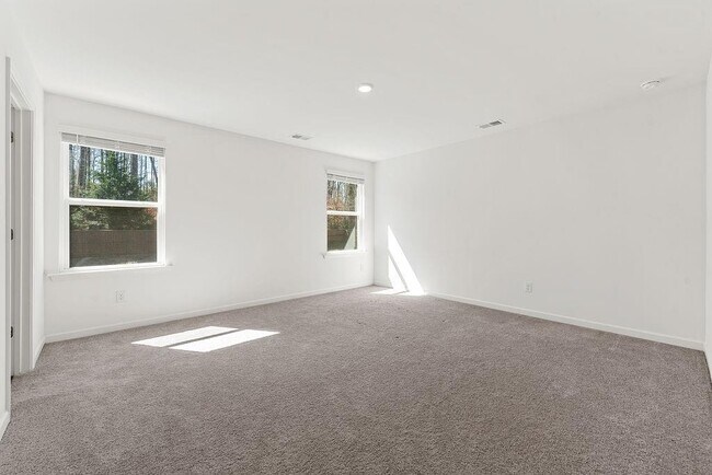 Building Photo - 103 Dewitt Dr