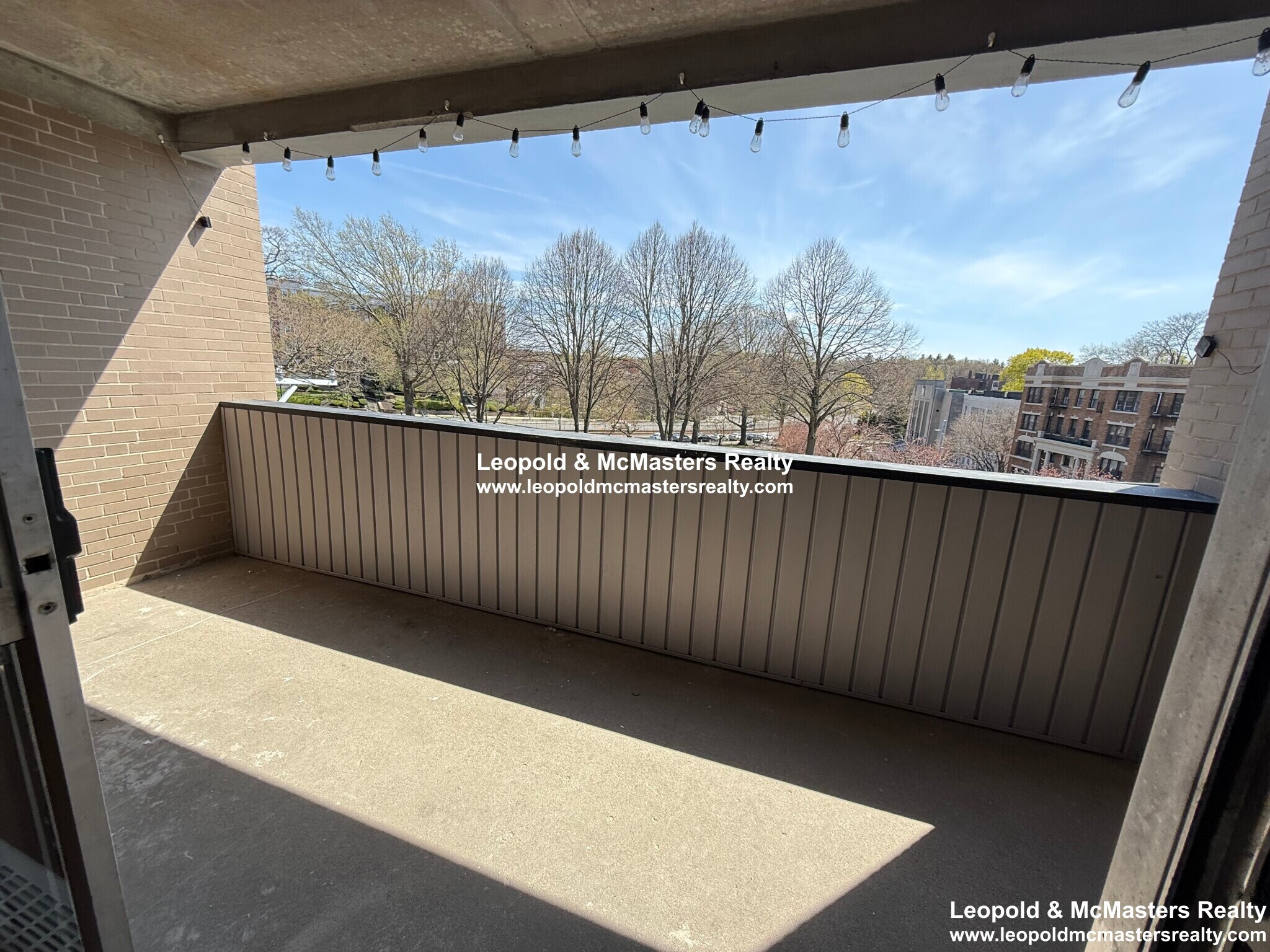 Building Photo - 165 Chiswick Rd