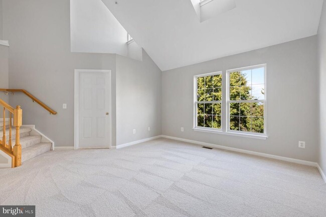 Building Photo - 726 Catts Tavern Dr