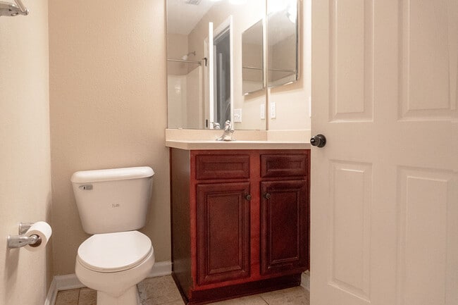 Building Photo - 2299 Del Carmel Way