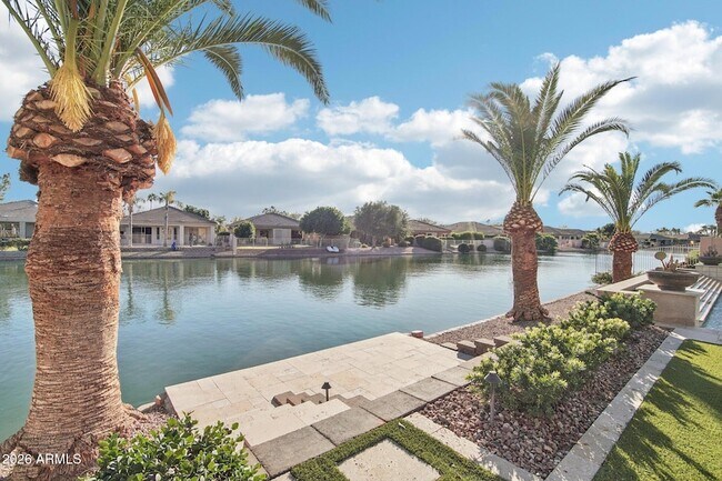 Building Photo - 6991 W Firebird Dr