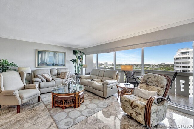 Building Photo - 2100 S Ocean Dr