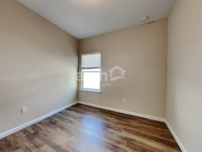 Building Photo - 295 Stone Arbor Ln