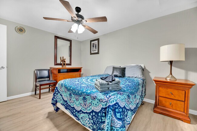 Building Photo - 121 New York Ave NW