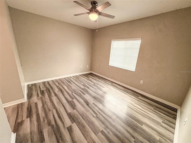 Building Photo - 6019 Portsdale Pl