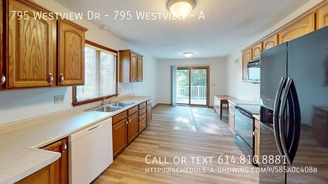 Building Photo - 795 Westview Dr