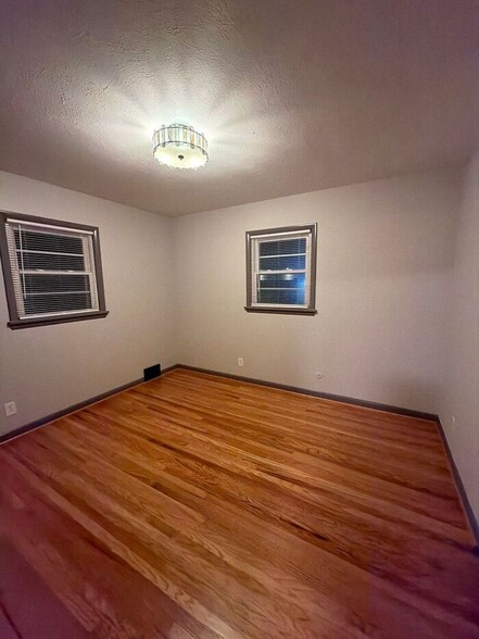 Building Photo - 4110 Blossomwood Dr