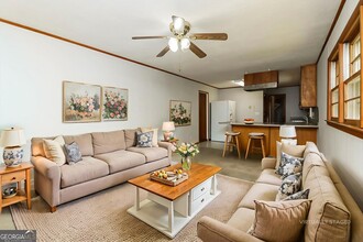 Building Photo - 1255 Angelia Dr SW