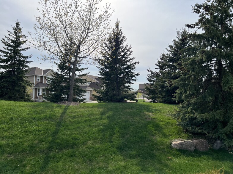 Building Photo - 3294 Red Oak Trl