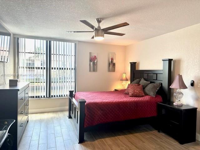 Building Photo - 1 Royal Palm Way