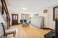 Building Photo - 1813 Bergen St