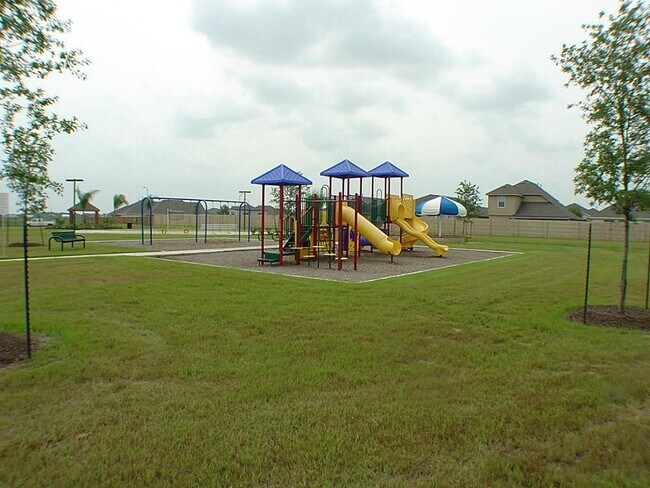 Building Photo - 25826 Chapman Falls Dr