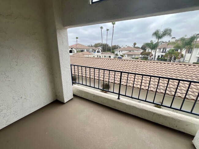 Building Photo - Gorgeous 3 bedroom 2 bath Rancho del Oro C...