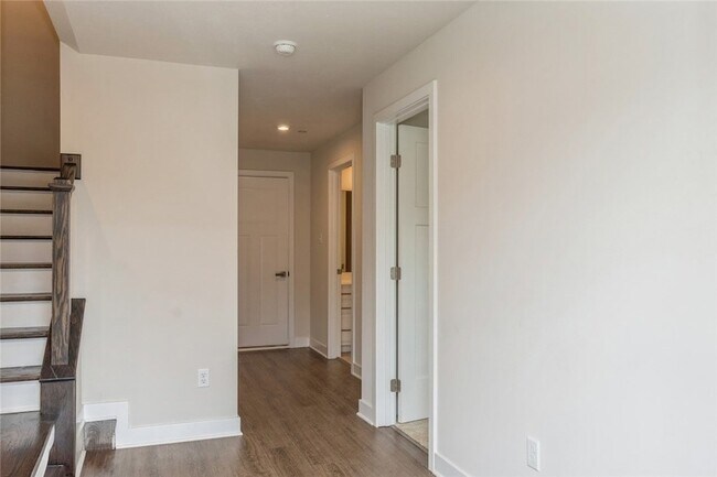 Building Photo - 4602 Spruce Rd