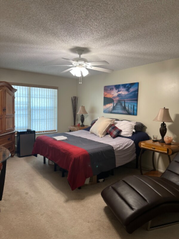 Building Photo - 9900 Pineapple Tree Dr