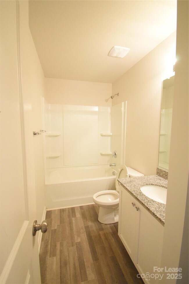 Building Photo - 569 Calvin Sowers Rd