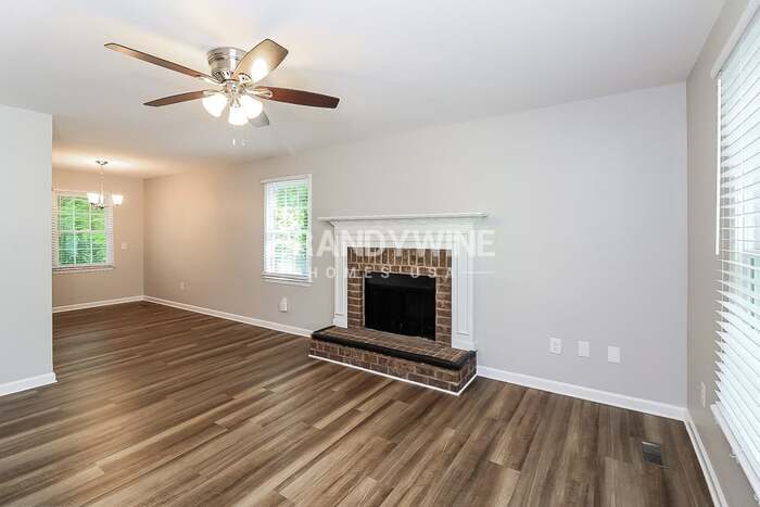 Building Photo - 413 Braxton Dr