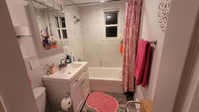 Building Photo - AM-Clifton LLC