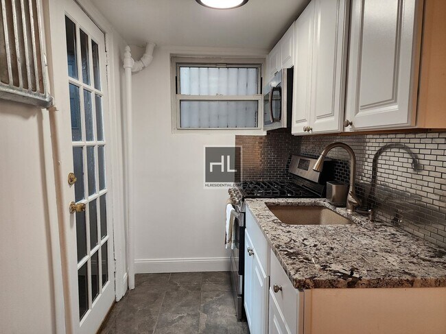 Building Photo - WASHINGTON AVENUE