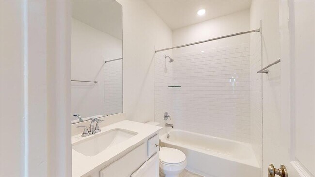 Building Photo - 570 Sand Branch Dr